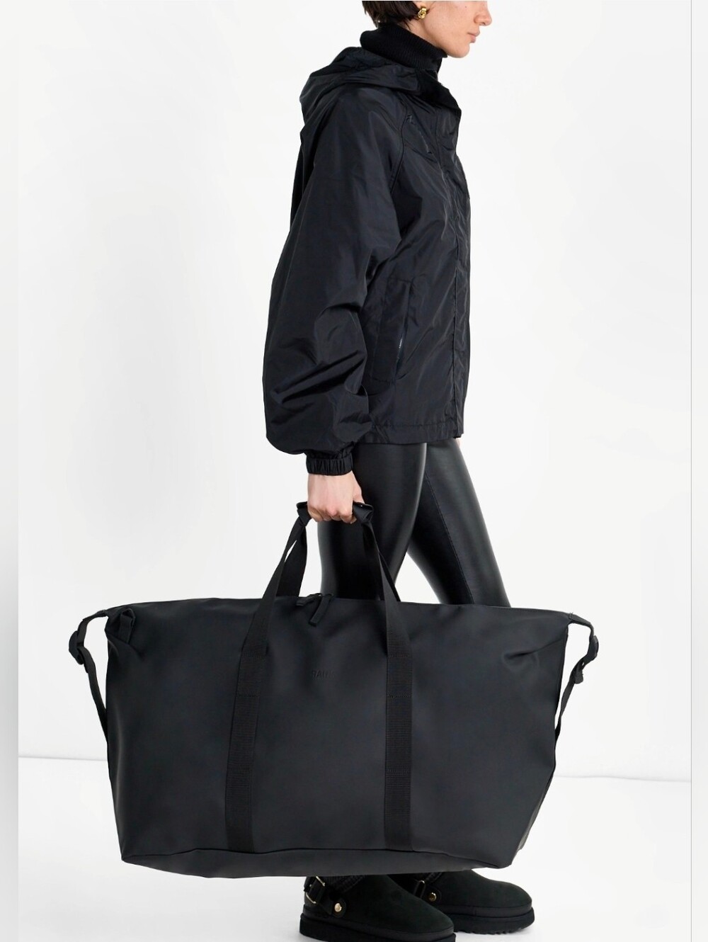 Rains Hilo Large Weekend Bag Black
